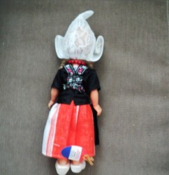 dutch girl black leg case view_01